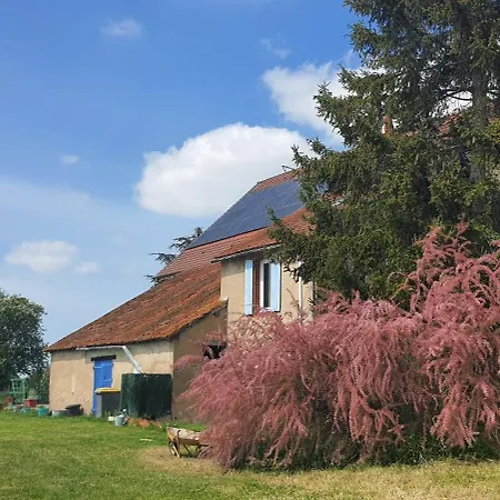 Hébergement de vacances Chante-cristal